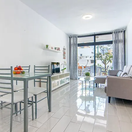 Apartamento 2 Bedroom Playa De Americas