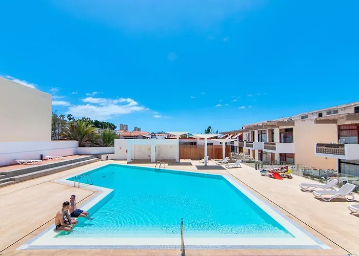 2 Bedroom Playa De Americas 公寓