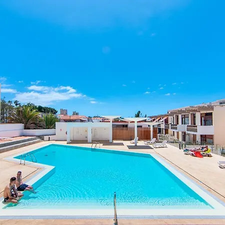 2 Bedroom Playa De Americas 公寓