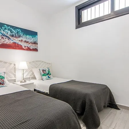 Apartamento 2 Bedroom Playa De Americas Playa de las Americas (Tenerife)