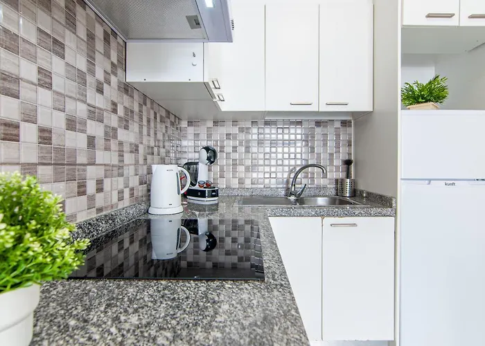 2 Bedroom Playa De Americas 아파트 *