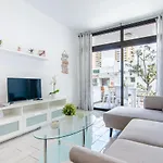 2 Bedroom Playa De Americas דירה
