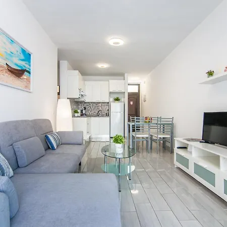 2 Bedroom Playa De Americas Плайя-де-лас-Амерікас